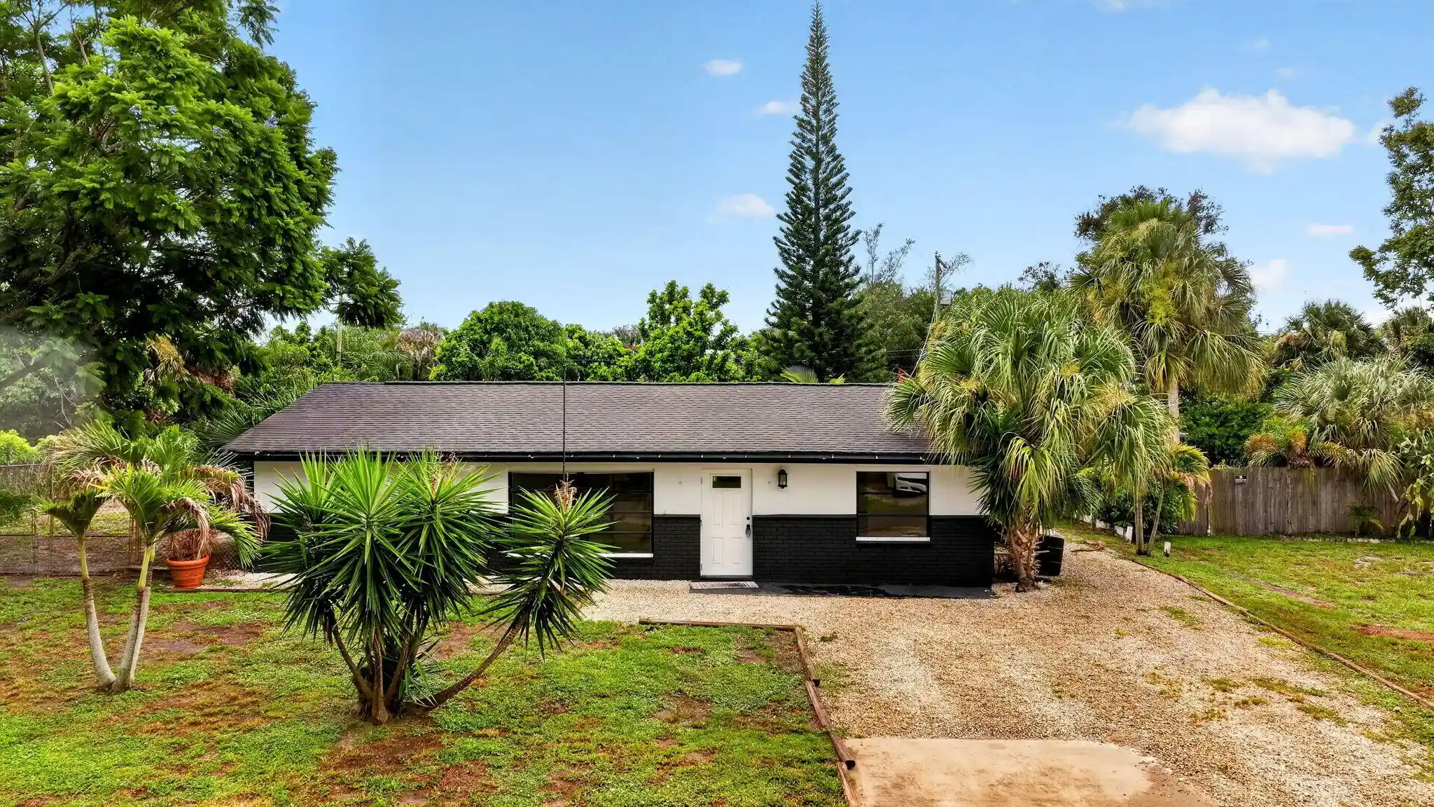 Single family home for sale at 820 E 13th Street, Stuart, FL 34994 | MLS# B26071689