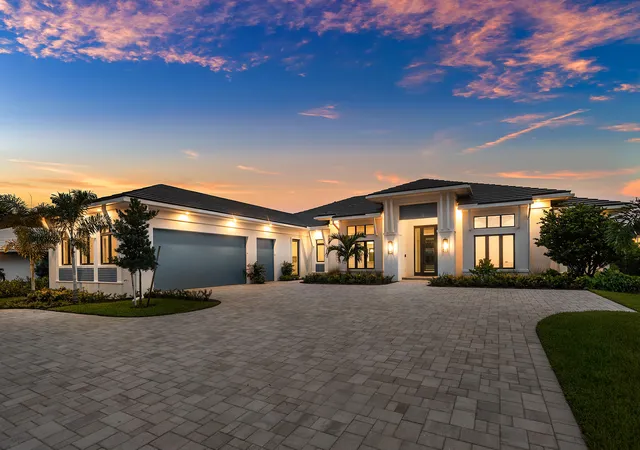 Photo 1 of Single family home for sale at 4915 King Palm Cir, Boynton Beach, FL 33436 | MLS# B26071781 | Listing updated on 2026-10-08