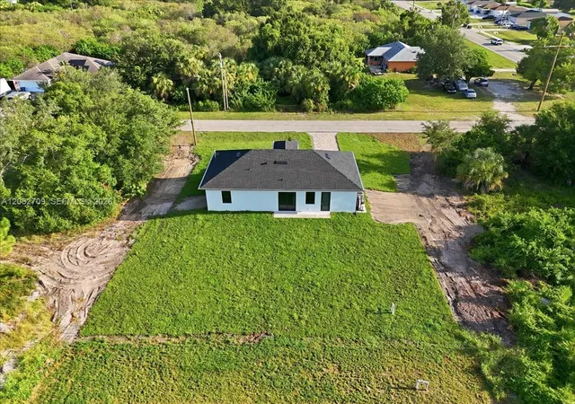 Photo 4 of Single family home for sale at 758 Long Distance Ln, Lehigh Acres, FL 33974 | MLS# A12082709 | Listing updated on 2026-10-30