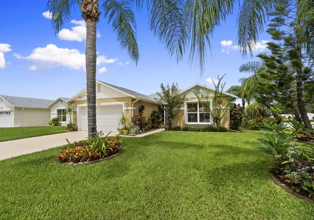Photo 2 of Single family home for sale at 6156 Alexandria Cir, Fort Pierce, FL 34982 | MLS# B26071802 | Listing updated on 2026-10-07