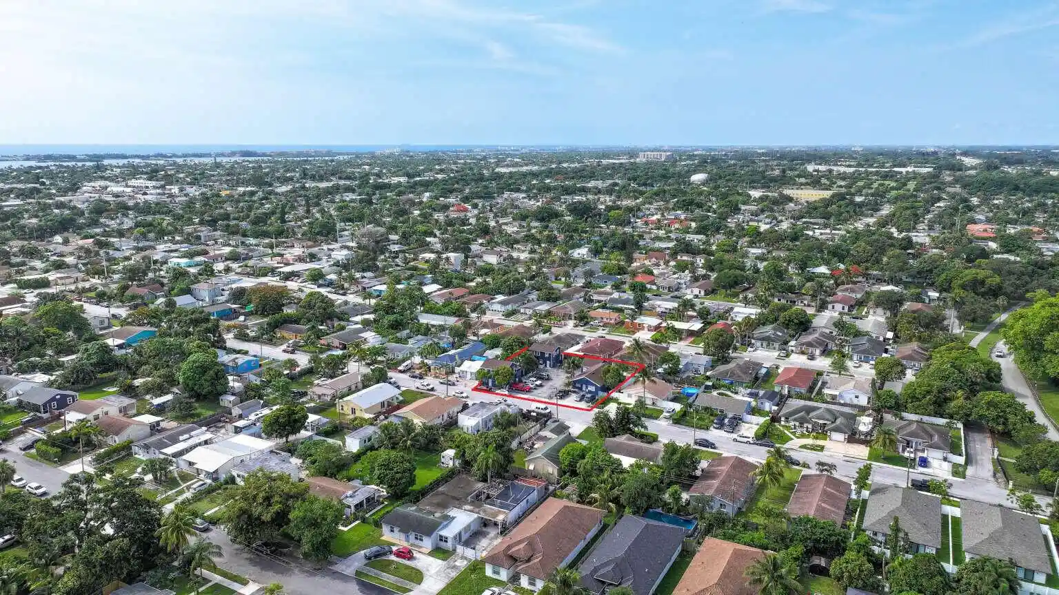 Multi family home for sale at 1000 W Lakewood Rd, West Palm Beach, FL 33405 | MLS# B26071849