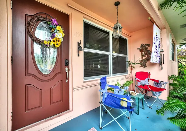 Photo 3 of Single family home for sale at 1106 S F St, Lake Worth Beach, FL 33460 | MLS# B26071885 | Listing updated on 2026-09-23