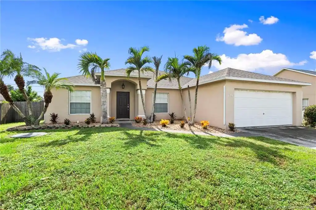 Photo 1 of Single family home for sale at 1726 Sw Hampshire Ln, Port Saint Lucie, FL 34953 | MLS# M20056719 | Listing updated on 2026-10-22