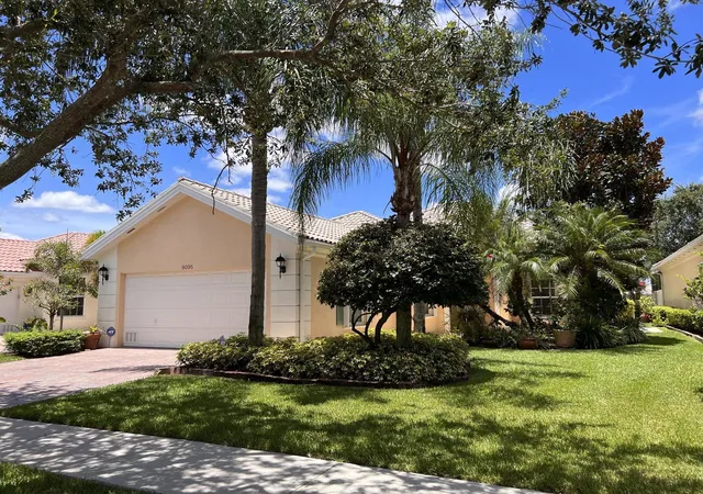 Photo 1 of Single family home for sale at 8095 Laborie Ln, Wellington, FL 33414 | MLS# B26072033 | Listing updated on 2026-10-07