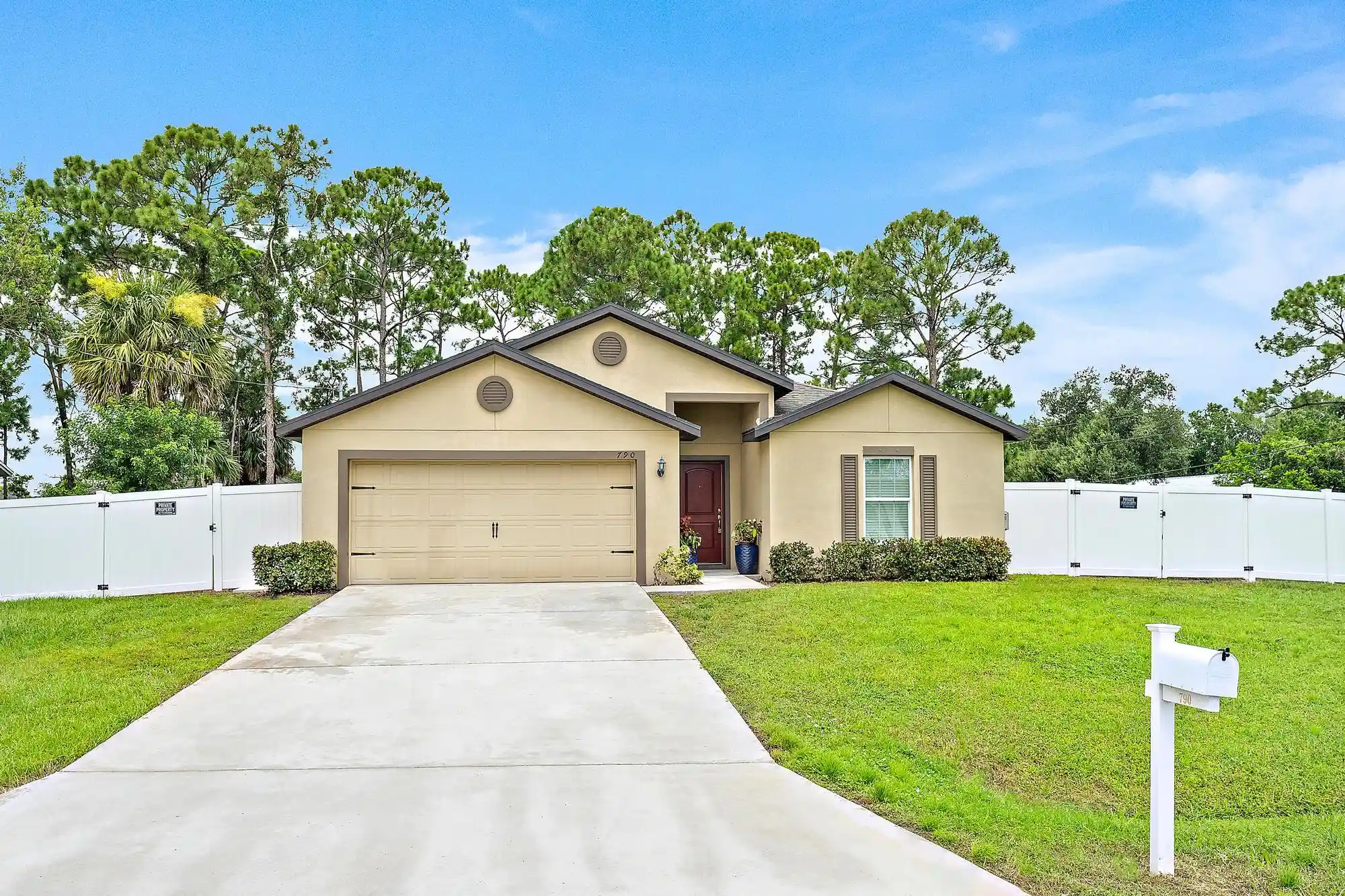 Photo 1 of Single family home for sale at 790 Nw Kingston St, Port Saint Lucie, FL 34983 | MLS# B26072044 | Listing updated on 2026-10-25
