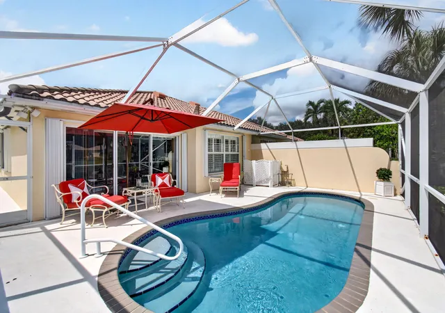Photo 3 of Single family home for sale at 8403 Cozumel Ln, Wellington, FL 33414 | MLS# B26072054 | Listing updated on 2026-10-02