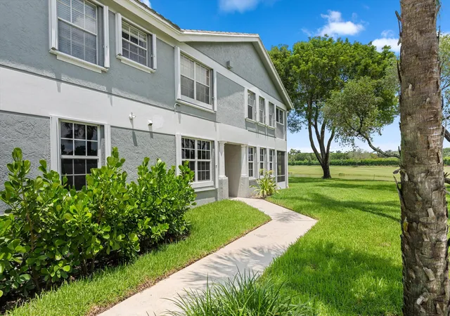 Photo 3 of Condo for sale at 10315 N Andover Coach Ln #A2, Lake Worth, FL 33449 | MLS# B26072061 | Listing updated on 2026-09-23