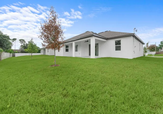 Photo 3 of Single family home for sale at 8046 99th Court, Vero Beach, FL 32967 | MLS# B26072116 | Listing updated on 2026-10-09