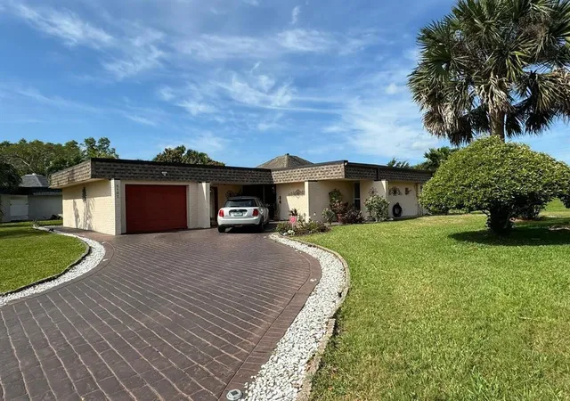 Photo 1 of Single family home for sale at 5107 Bayberry Ln, Tamarac, FL 33319 | MLS# B26072186 | Listing updated on 2026-10-09