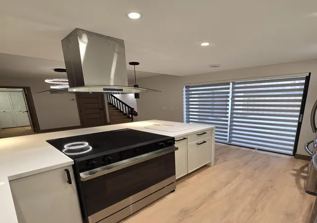 Photo 2 of Townhouse for sale at 306 Lake Arbor Dr, Palm Springs, FL 33461 | MLS# B26072231 | Listing updated on 2026-10-09
