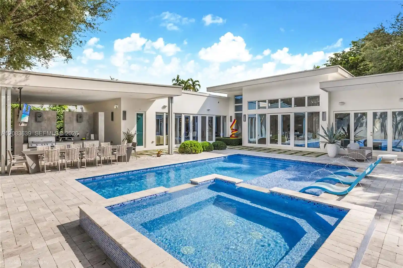 Photo 1 of Single family home for sale at 137 W Shore Dr, Miami, FL 33133 | MLS# A12083639 | Listing updated on 2026-10-21