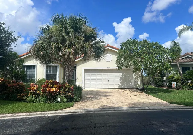 Photo 1 of Single family home for sale at 12155 Sunset Point Cir, Wellington, FL 33414 | MLS# B26072433 | Listing updated on 2026-10-01