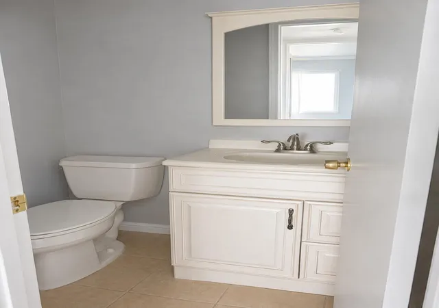 Photo 3 of Condo for sale at 164 Markham H #164, Deerfield Beach, FL 33442 | MLS# B26072555 | Listing updated on 2026-09-29
