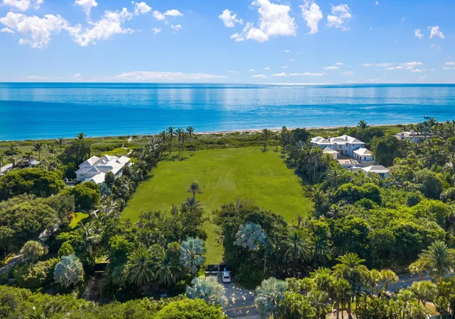 Photo 1 of Land for sale at 511 S Beach Rd, Hobe Sound, FL 33455 | MLS# B26072627 | Listing updated on 2026-09-23