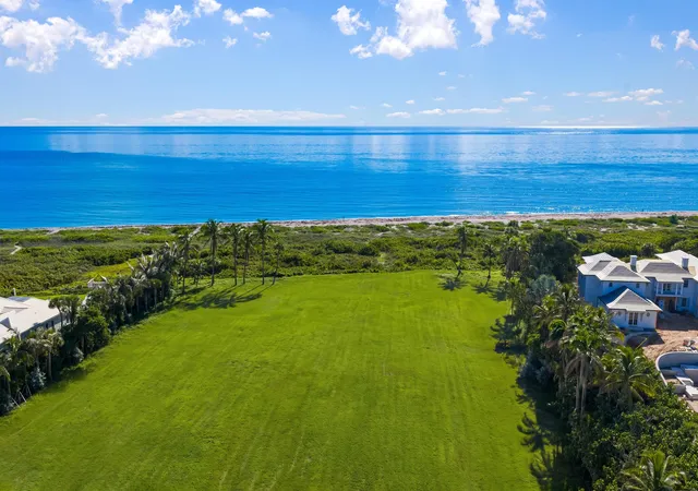 Photo 3 of Land for sale at 511 S Beach Rd, Hobe Sound, FL 33455 | MLS# B26072627 | Listing updated on 2026-09-23