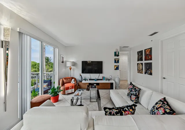 Photo 3 of Condo for sale at 2631 Ne 14th Avenue #316, Wilton Manors, FL 33334 | MLS# B26072716 | Listing updated on 2026-09-23
