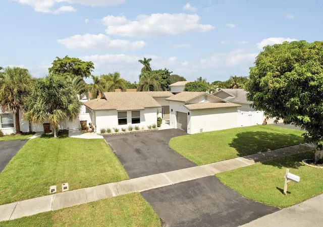 Photo 1 of Sale Pending at 275 Nw 37th Way, Deerfield Beach, FL 33442 | MLS# B26072764 | Listing updated on 2026-09-18