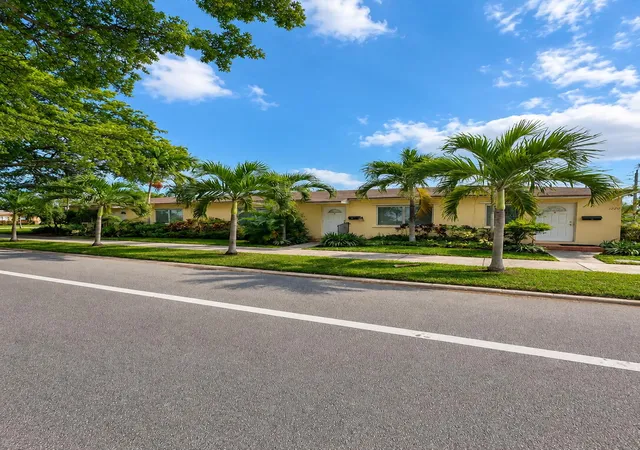 Photo 1 of Multi family home for sale at 1220 S 20th Avenue, Hollywood, FL 33020 | MLS# B26072815 | Listing updated on 2026-10-08
