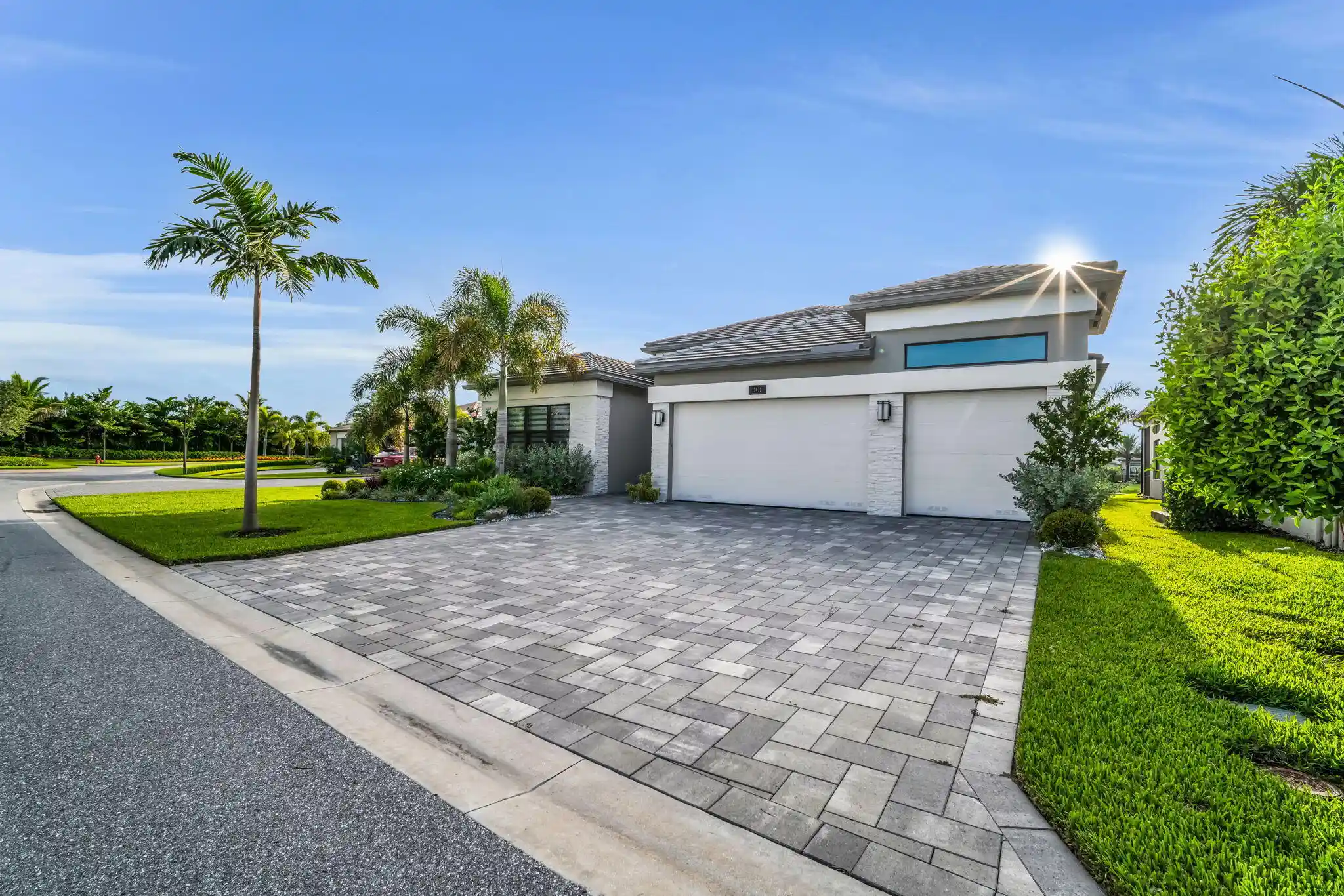 Photo 1 of Sale Pending at 11411 Apricot Valley Dr, Boynton Beach, FL 33473 | MLS# B26072909 | Listing updated on 2026-10-27