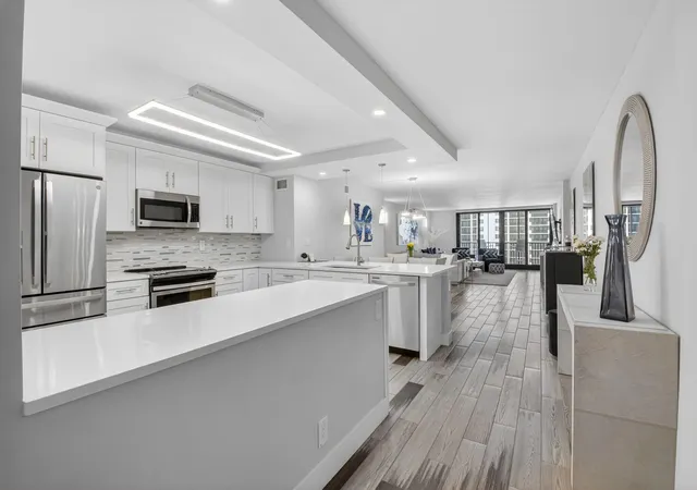 Listing Photo 2 - Condo for sale in building located at 3420 S Ocean Blvd, Highland Beach, FL 33487 - Unit #11S