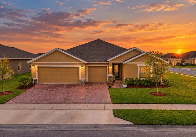Photo 2 of Single family home for sale at 80 52nd Square, Vero Beach, FL 32968 | MLS# B26073093 | Listing updated on 2026-10-09