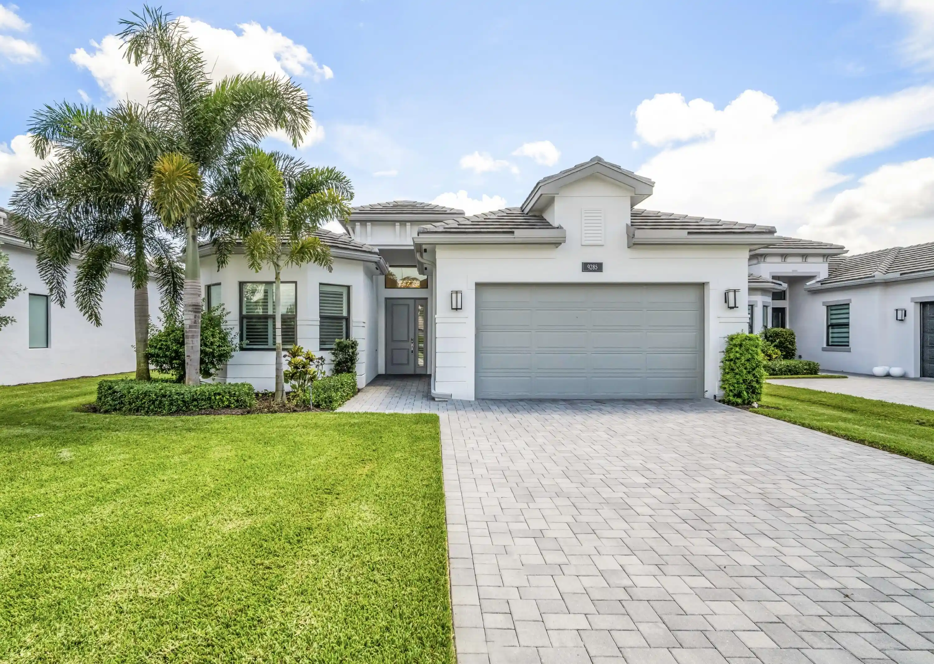 Photo 1 of Sale Pending at 9285 Mountain Pine Grv, Boynton Beach, FL 33473 | MLS# B26073113 | Listing updated on 2026-10-27
