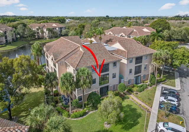 Photo 2 of Condo for sale at 4151 Coral Tree Cir #251, Coconut Creek, FL 33073 | MLS# B26073176 | Listing updated on 2026-10-09