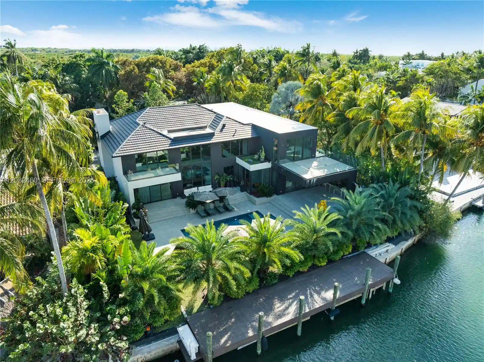 Photo 1 of Mansion for sale at 131 Cape Florida Dr, Key Biscayne, FL 33149 | MLS# A12082460 | Listing updated on 2026-10-31
