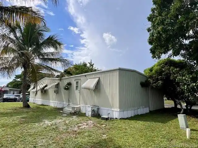 Photo 1 of Sale Pending at 2508 Nw 24th Street #152, Boynton Beach, FL 33436 | MLS# M20056811 | Listing updated on 2026-10-27