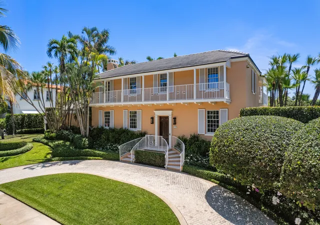 Photo 1 of Sale Pending at 198 Via Marina, Palm Beach, FL 33480 | MLS# B26073471 | Listing updated on 2026-10-02