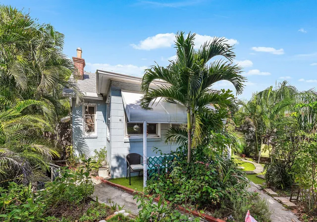 Photo 1 of Single family home for sale at 615 N L St, Lake Worth Beach, FL 33460 | MLS# B26073525 | Listing updated on 2026-09-23