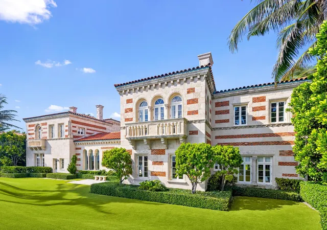 Photo 1 of Mansion for sale at 920 S Ocean Blvd, Palm Beach, FL 33480 | MLS# B26073543 | Listing updated on 2026-09-23