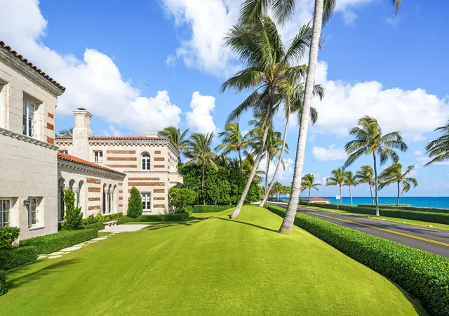 Photo 2 of Mansion for sale at 920 S Ocean Blvd, Palm Beach, FL 33480 | MLS# B26073543 | Listing updated on 2026-09-23