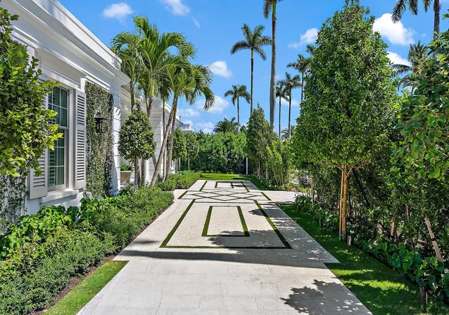 Photo 2 of Mansion for sale at 311 Polmer Park Rd, Palm Beach, FL 33480 | MLS# B26073562 | Listing updated on 2026-09-23