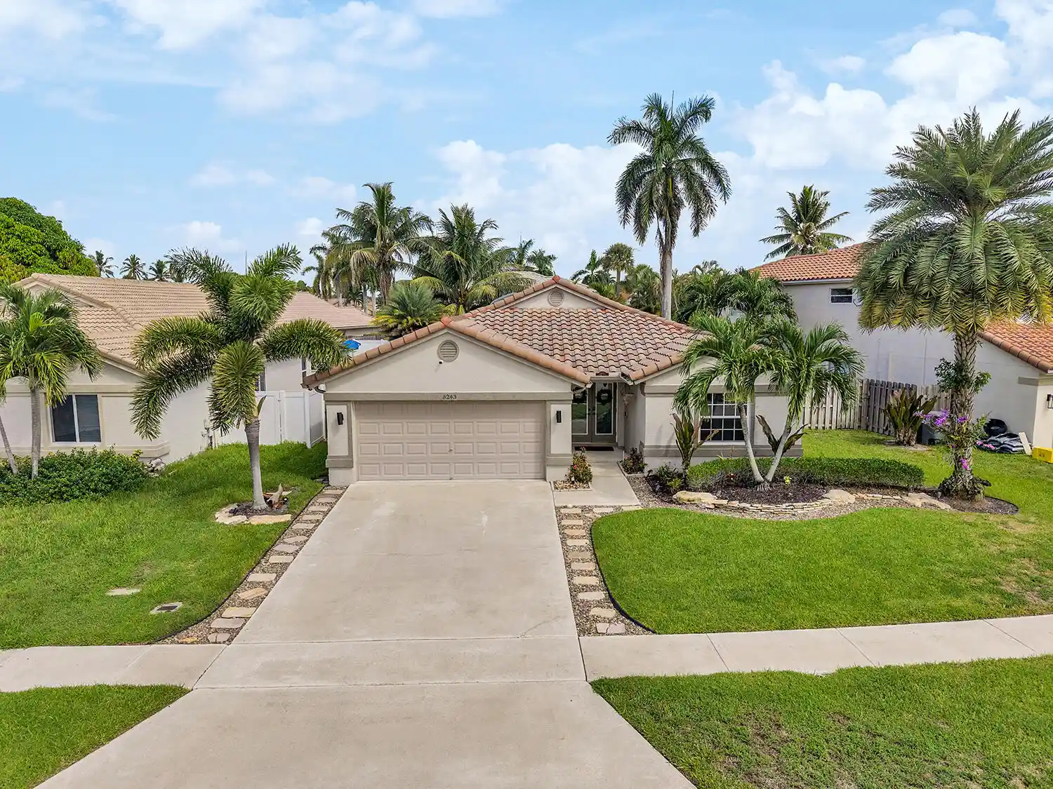 Photo 1 of Single family home for sale at 6243 Windlass Cir, Boynton Beach, FL 33472 | MLS# B26073784 | Listing updated on 2026-10-18