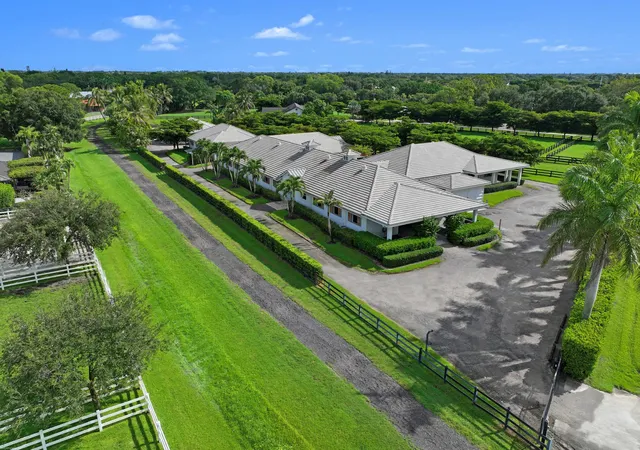 Photo 1 of Single family home for sale at 2389 King Ter, Wellington, FL 33414 | MLS# B26073857 | Listing updated on 2026-09-23