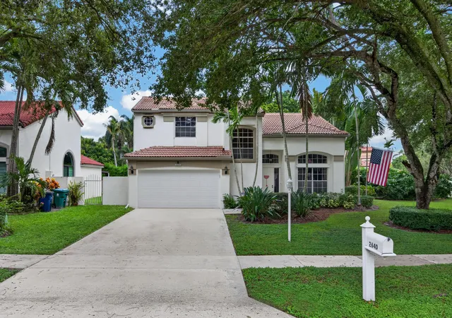 Photo 1 of Single family home for sale at 2640 Cayenne Ave, Hollywood, FL 33026 | MLS# B26074008 | Listing updated on 2026-09-23