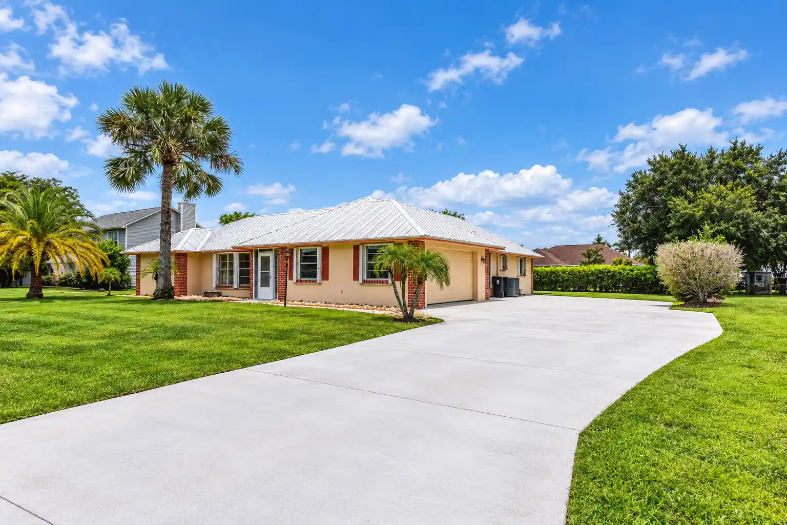 Photo 1 of Single family home for sale at 1934 Se Tickridge Rd, Port Saint Lucie, FL 34952 | MLS# B26074023 | Listing updated on 2026-10-30