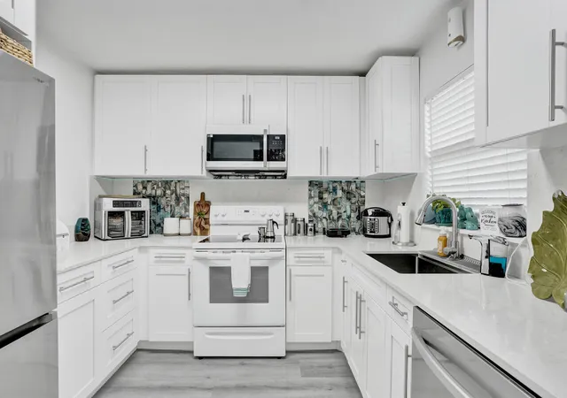 Photo 2 of Condo for sale at 9540 Sunrise Lakes Blvd #303, Sunrise, FL 33322 | MLS# B26074131 | Listing updated on 2026-10-10