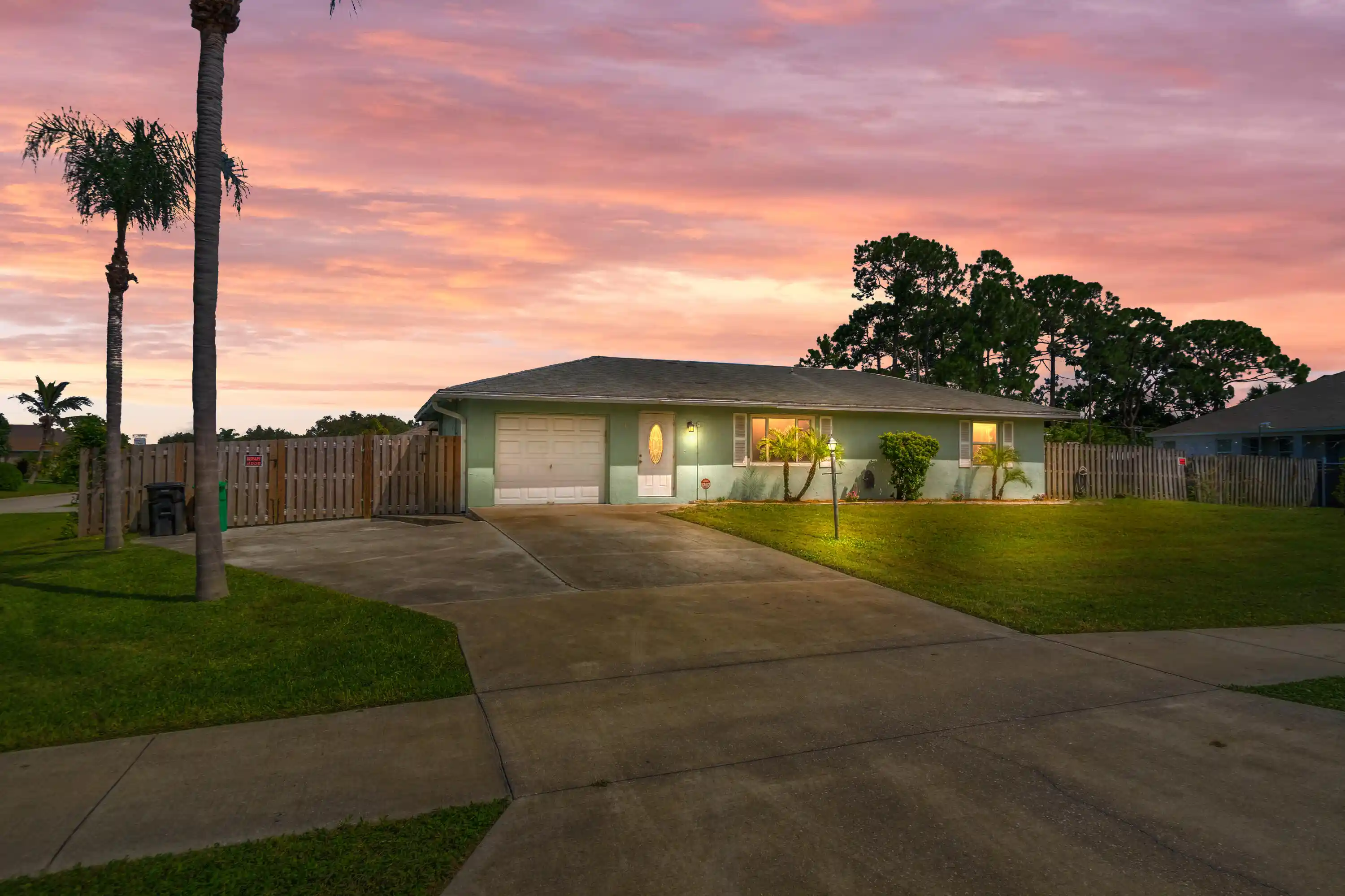 Photo 1 of Single family home for sale at 257 Sw Thornhill Dr, Port Saint Lucie, FL 34984 | MLS# B26074204 | Listing updated on 2026-10-16