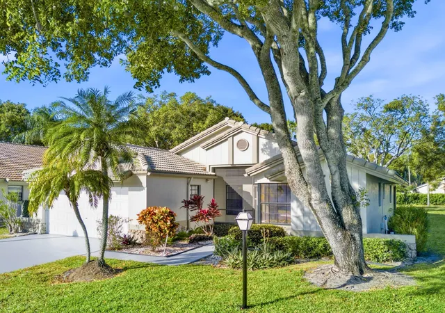 Photo 2 of Single family home for sale at 8901 Boatswain Dr, Boynton Beach, FL 33436 | MLS# B26074206 | Listing updated on 2026-10-09