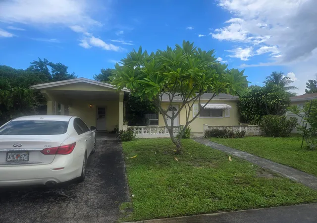 Photo 2 of Single family home for sale at 4211 Nw 43rd Street, Lauderdale Lakes, FL 33319 | MLS# B26074271 | Listing updated on 2026-10-07