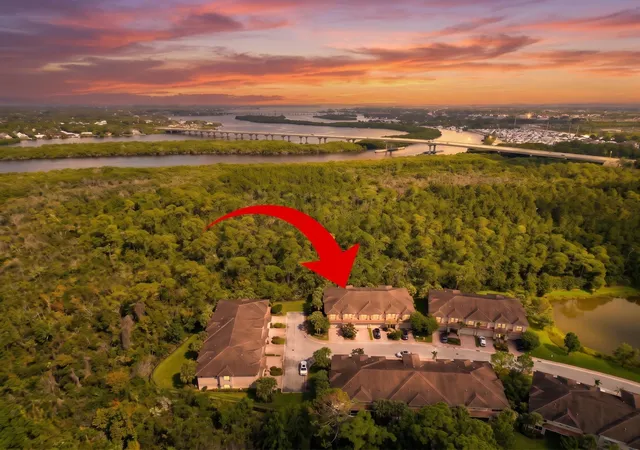 Townhouse for sale at 423 SW Walking Path, Stuart, FL 34997 | MLS# B26074410