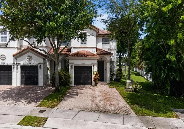 Photo 1 of Townhouse for sale at 10861 NW 79th Street, Miami, FL 33178 | MLS# A12085797 | Listing updated on 2026-10-28