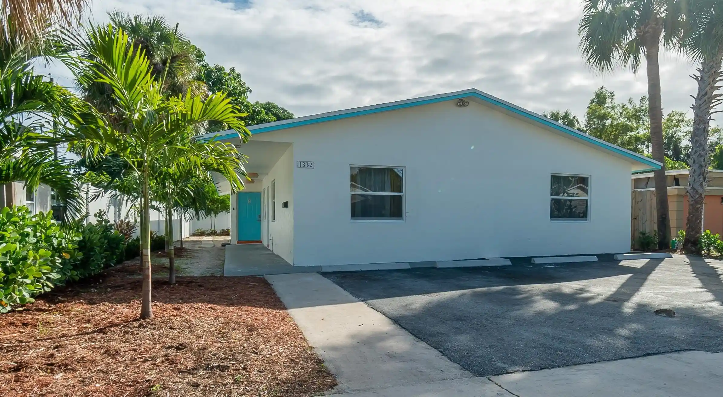 Multi family home for sale at 1332 Longwood St, West Palm Beach, FL 33401 | MLS# B26074515