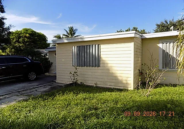 Photo 3 of Single family home for sale at 3900 Orange St, Lantana, FL 33462 | MLS# B26074523 | Listing updated on 2026-09-28
