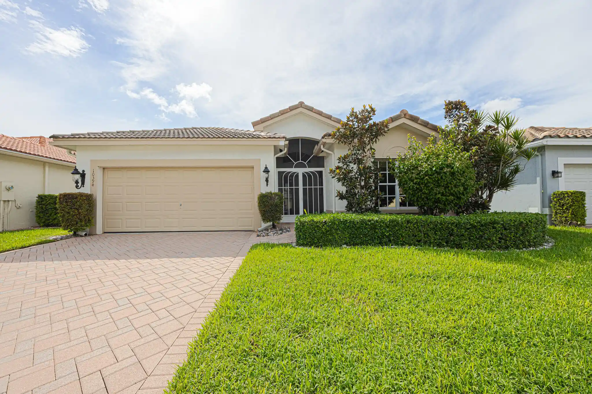 Photo 1 of Sale Pending at 10394 Utopia Cir E, Boynton Beach, FL 33437 | MLS# B26074567 | Listing updated on 2026-10-15