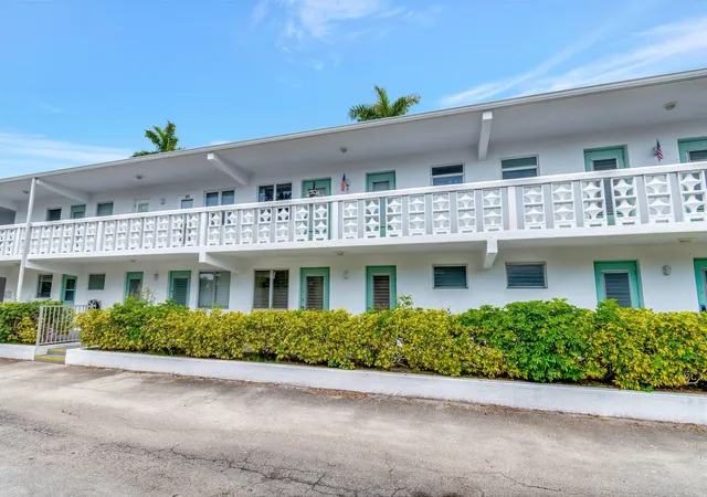 Photo 3 of Condo for sale at 2161 Ne 42nd Court #116, Lighthouse Point, FL 33064 | MLS# B26074991 | Listing updated on 2026-10-10