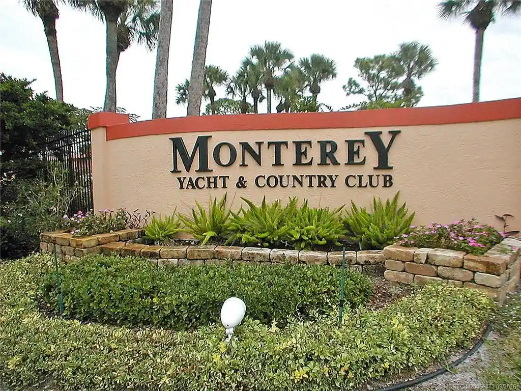 Condo for sale at 1979 SW Palm City Rd #D, Stuart, FL 34994 | MLS# M20056873