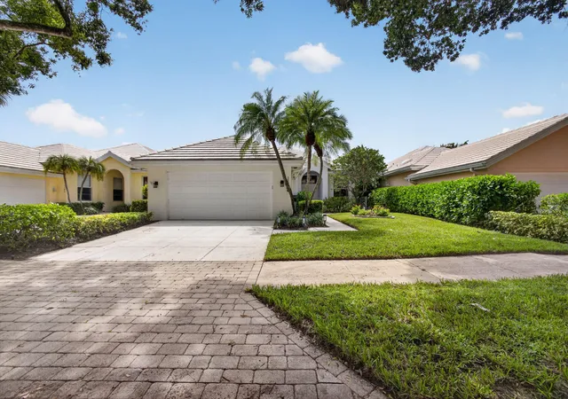Photo 2 of Sale Pending at 1205 Gator Trl, West Palm Beach, FL 33409 | MLS# B26075123 | Listing updated on 2026-10-09